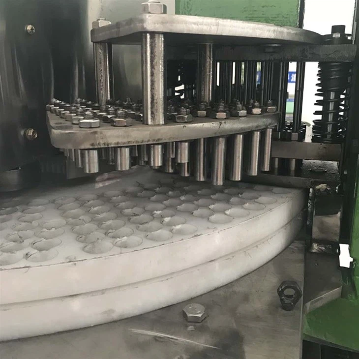 date deseeding machine